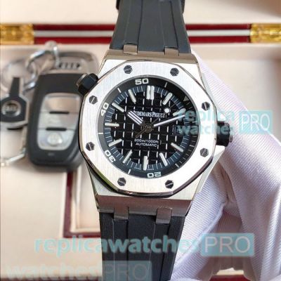 Copy Audemars Piguet Royal Oak Silver Bezel Black Rubber Strap Watch